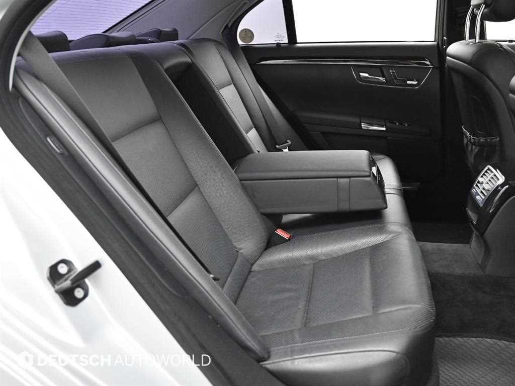 Mercedes-Benz S-Class — photo 12