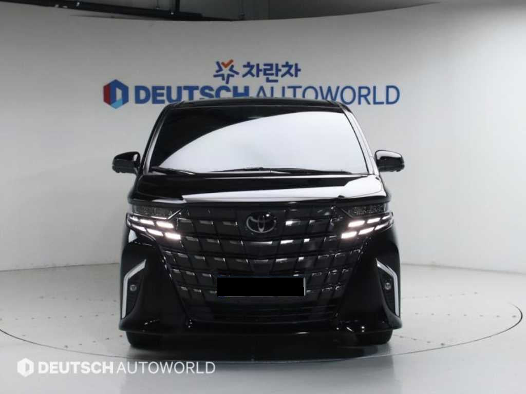 Toyota Alphard — photo 03