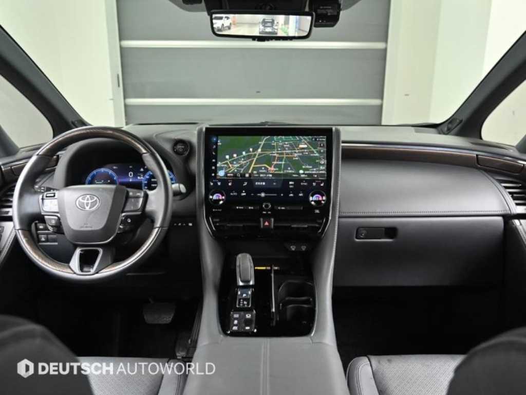 Toyota Alphard — photo 07