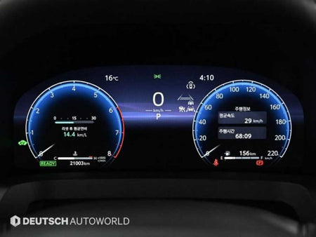 Toyota Alphard — photo 08