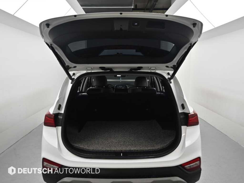 Hyundai Santafe — photo 19