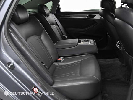 Hyundai Genesis — photo 12