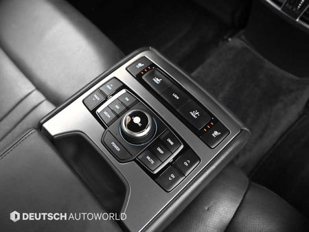 Hyundai Genesis — photo 16