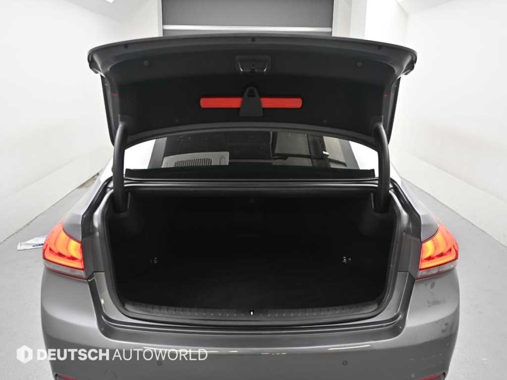 Hyundai Genesis — photo 20