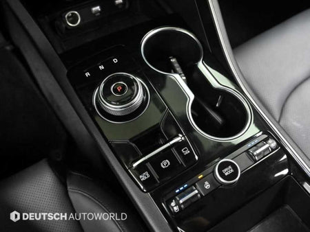 Kia K5 — photo 09
