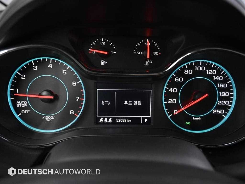 CHEVROLET Cruze — photo 08