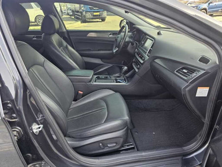 Hyundai Sonata — photo 12
