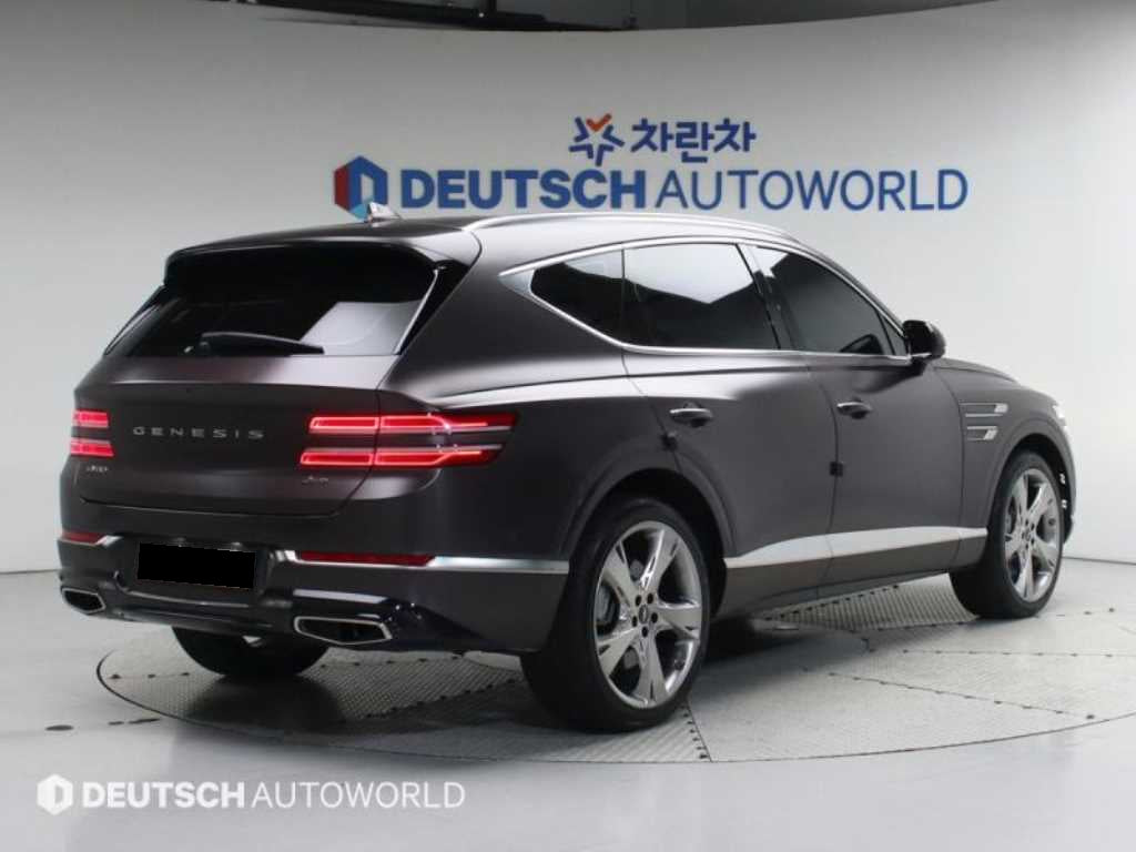 Genesis GV80 — photo 02