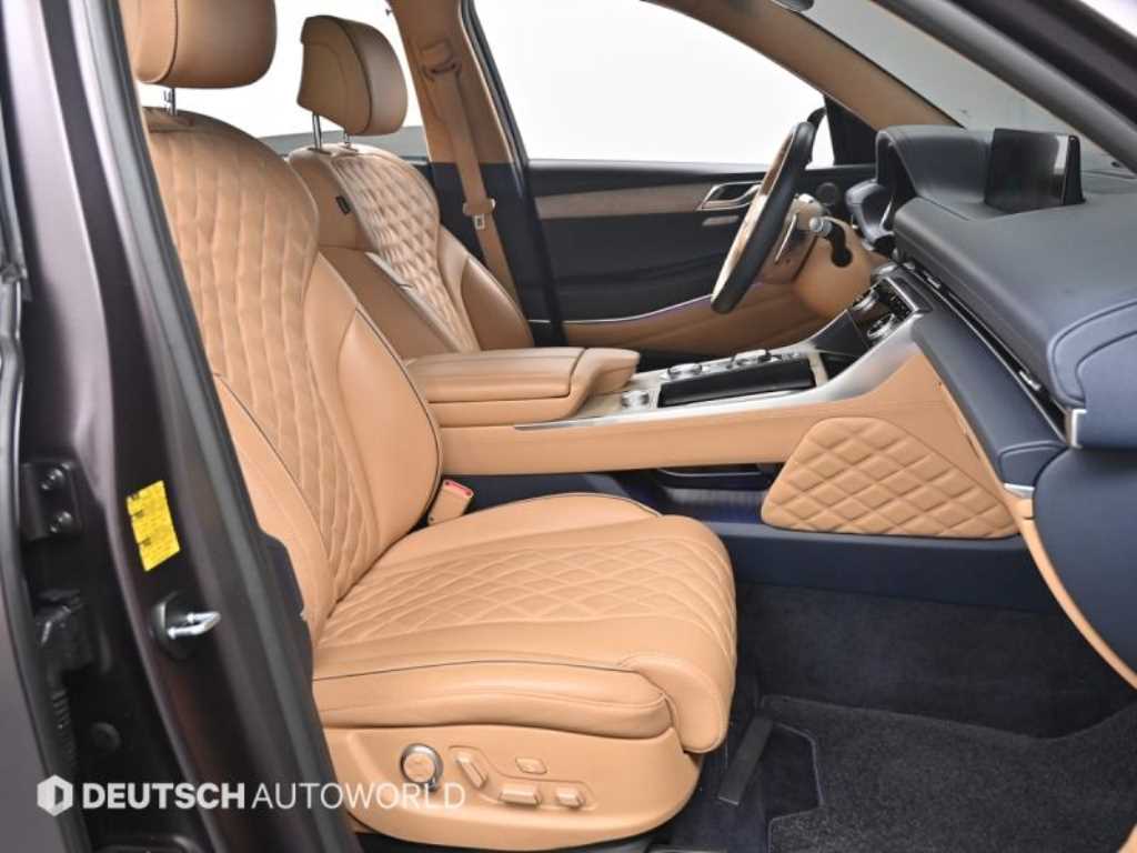 Genesis GV80 — photo 10