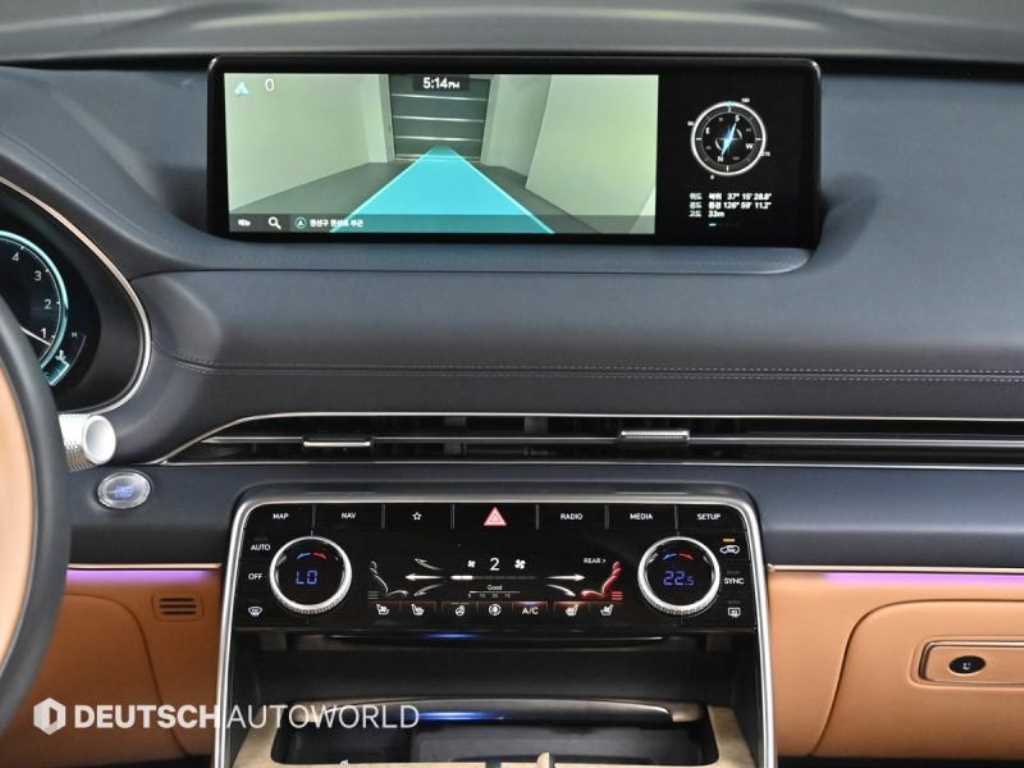 Genesis GV80 — photo 14