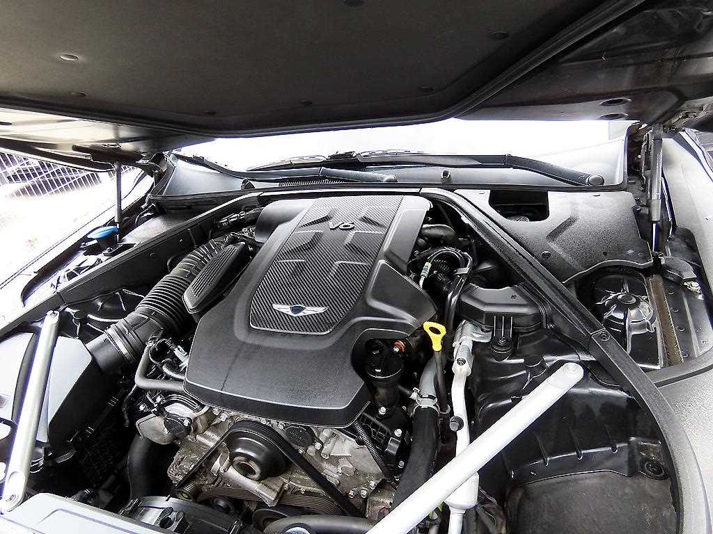 Genesis G90 — photo 19