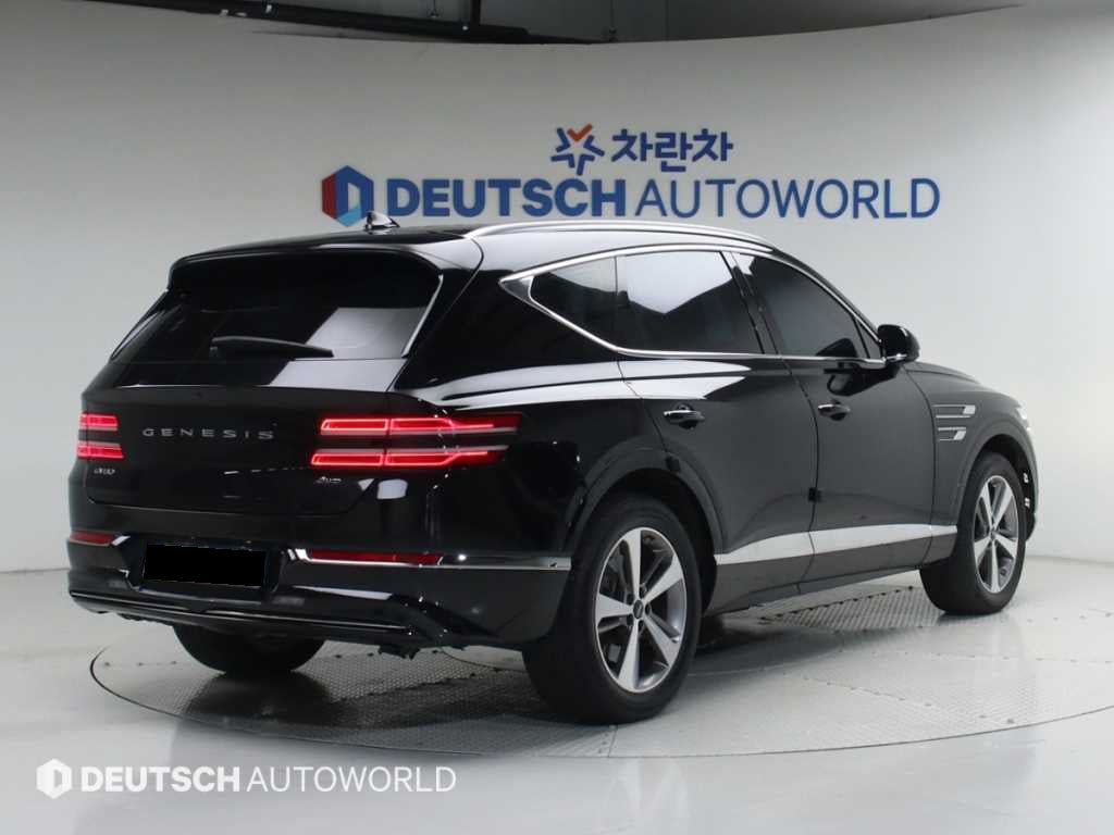 Genesis GV80 — photo 02