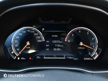 Genesis GV80 — photo 08