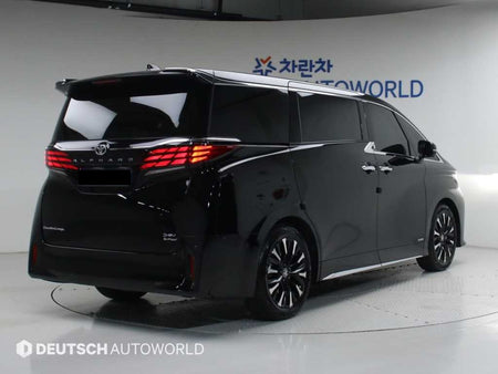 Toyota Alphard — photo 02