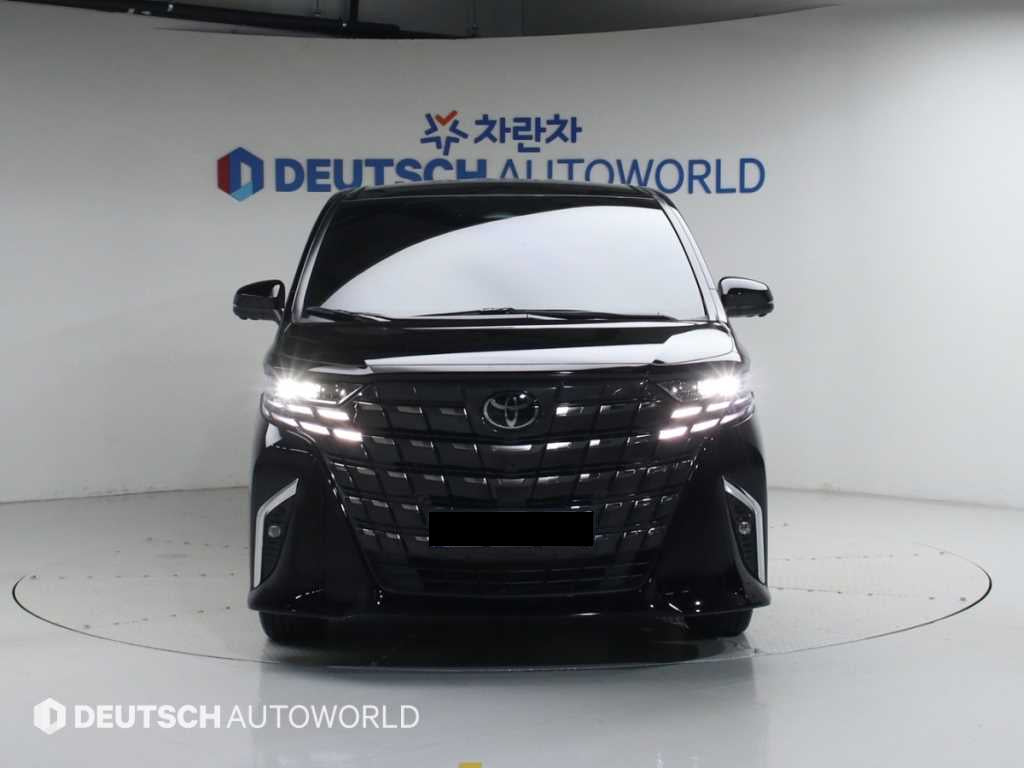 Toyota Alphard — photo 03