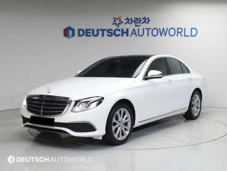 Mercedes-Benz E-Class — photo 01