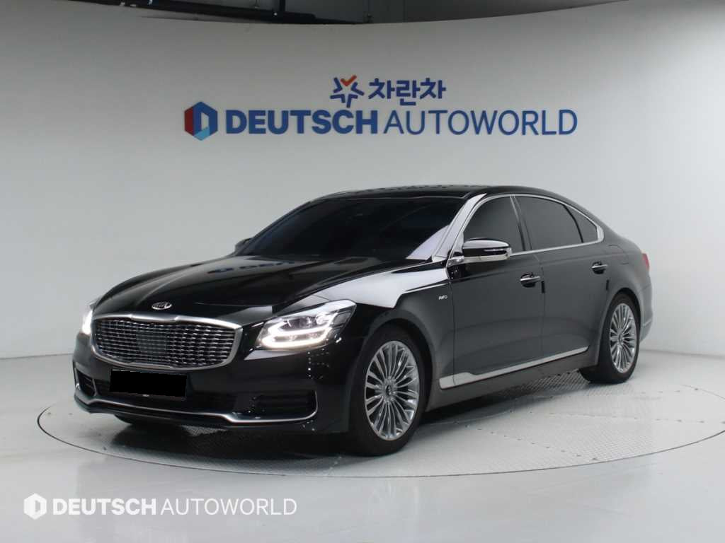 Kia K9 — photo 01