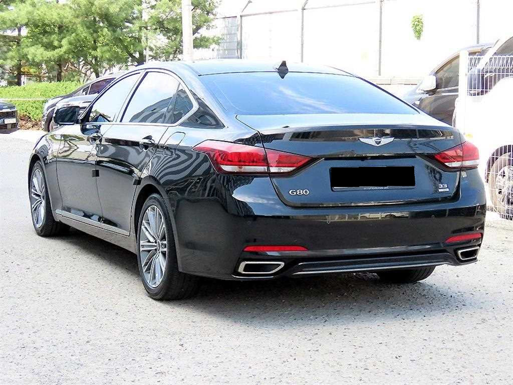 Genesis G80 — photo 03