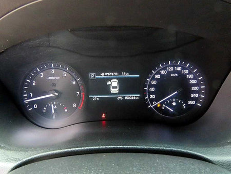 Genesis G80 — photo 09