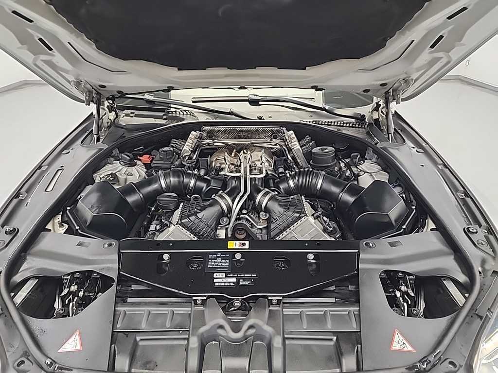 BMW M6 — photo 05