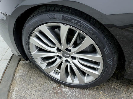 Genesis G80 — photo 08