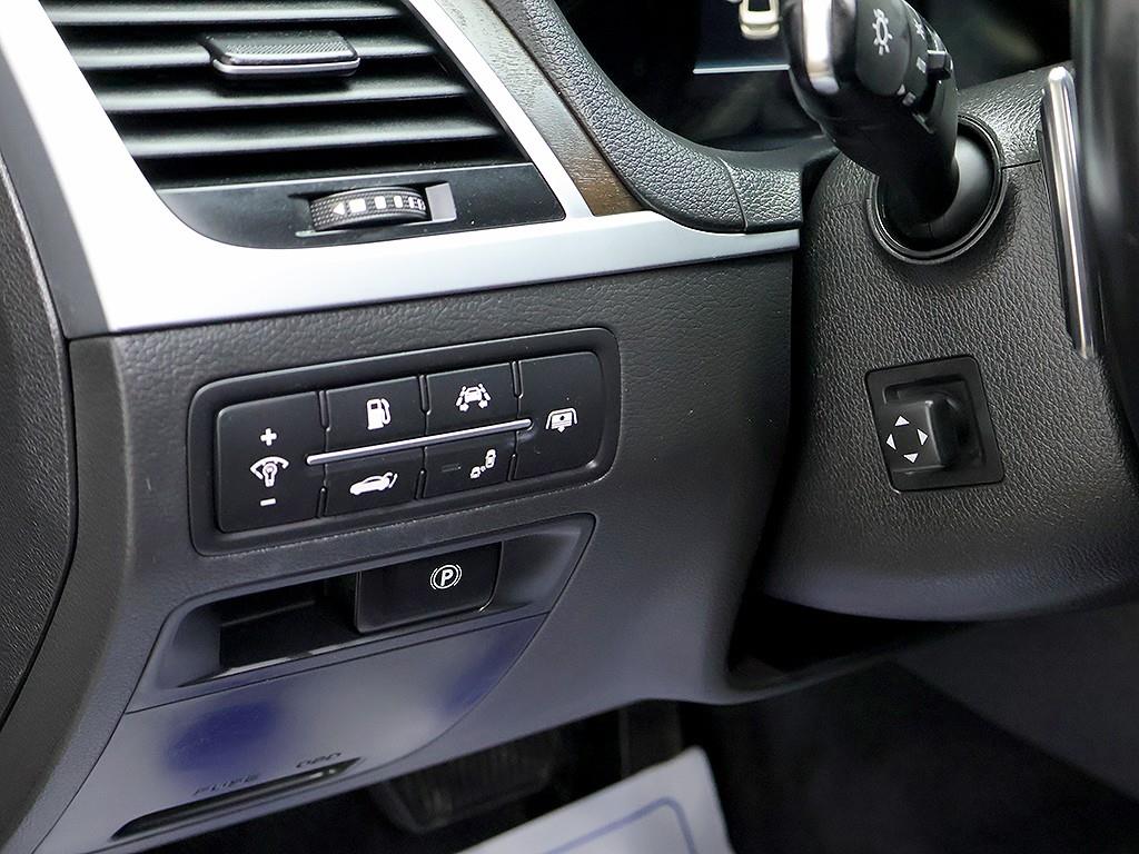 Genesis G80 — photo 14