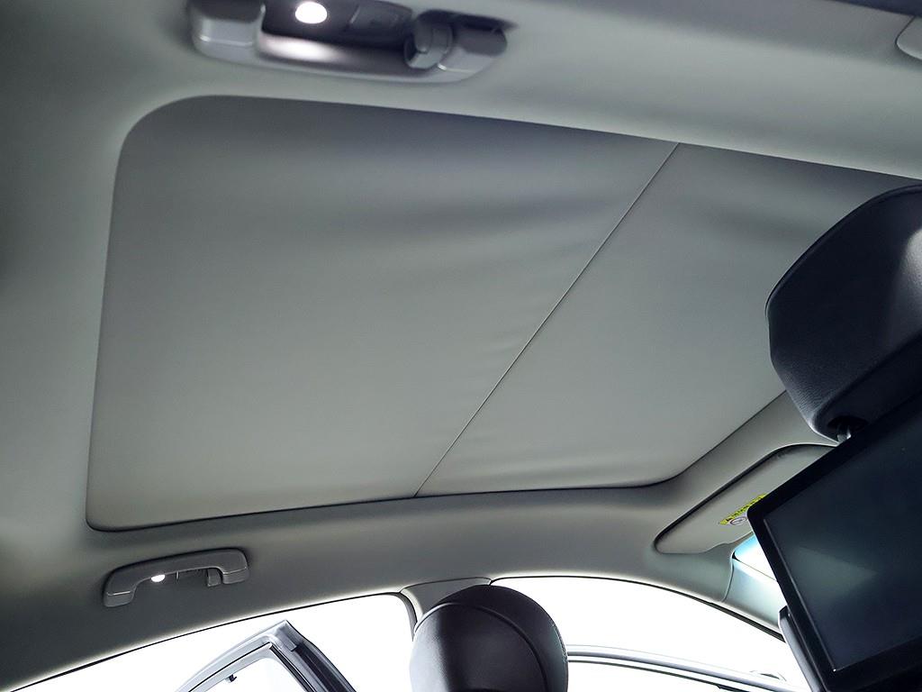 Genesis G80 — photo 16