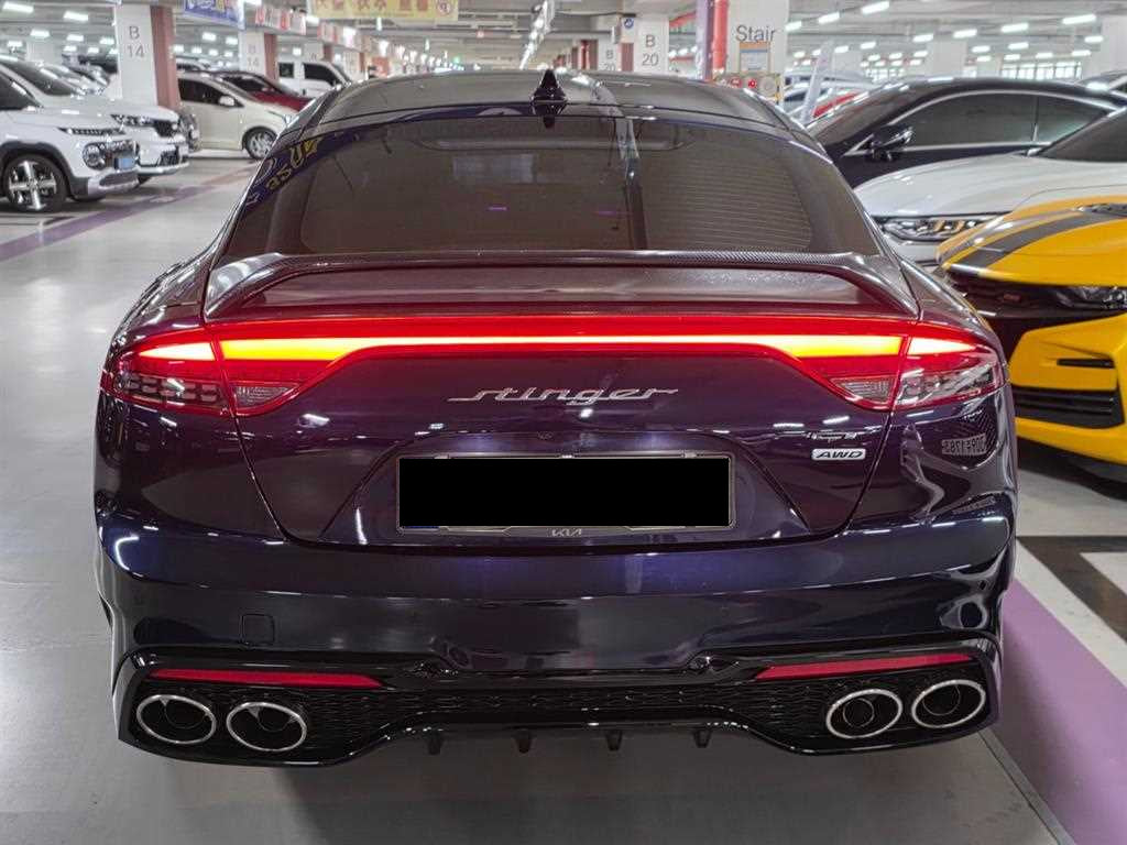 Kia Stinger — photo 05