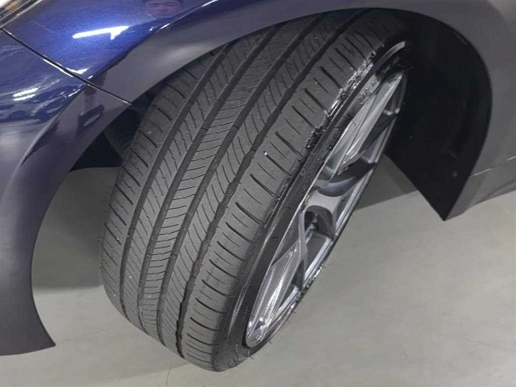Kia Stinger — photo 18