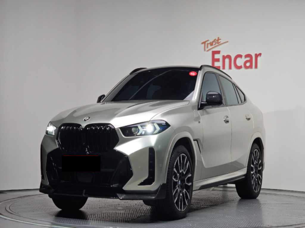 BMW X6 — photo 01