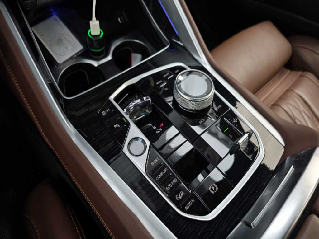 BMW X6 — photo 07