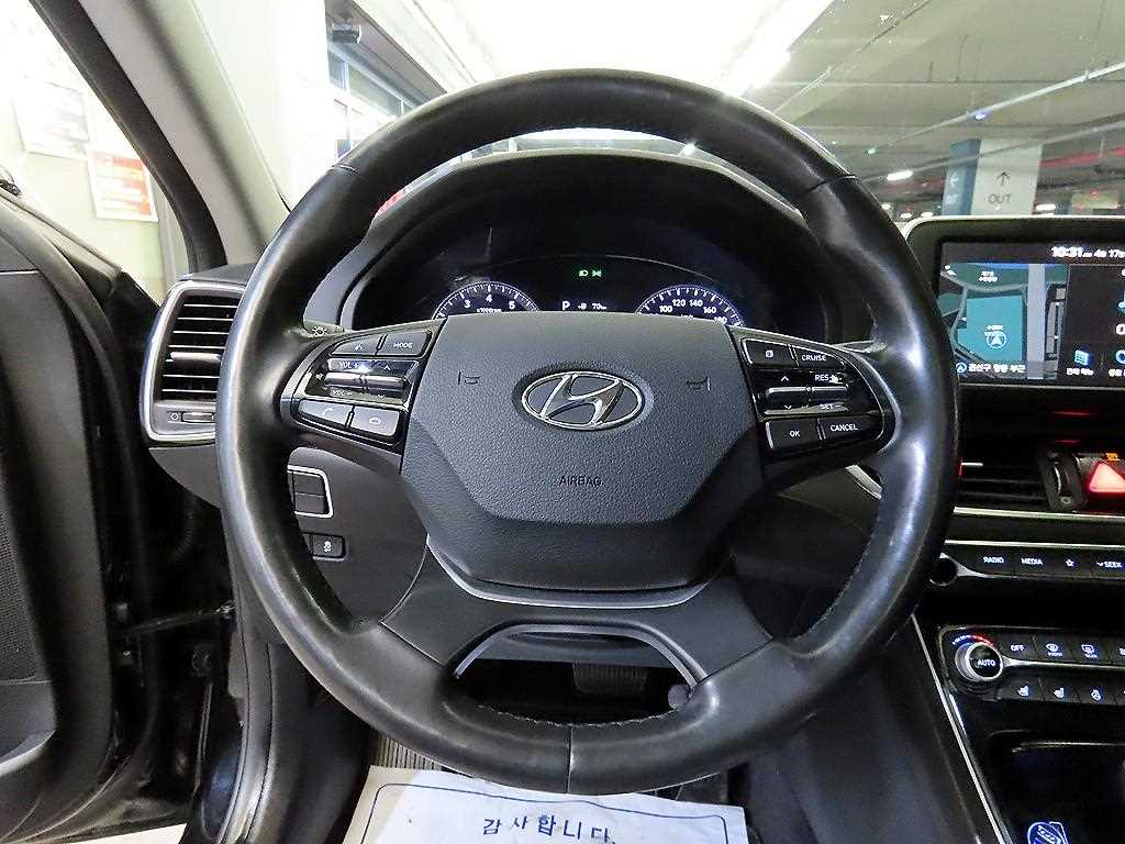 Hyundai Grandeur — photo 08