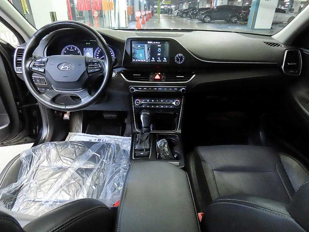 Hyundai Grandeur — photo 10