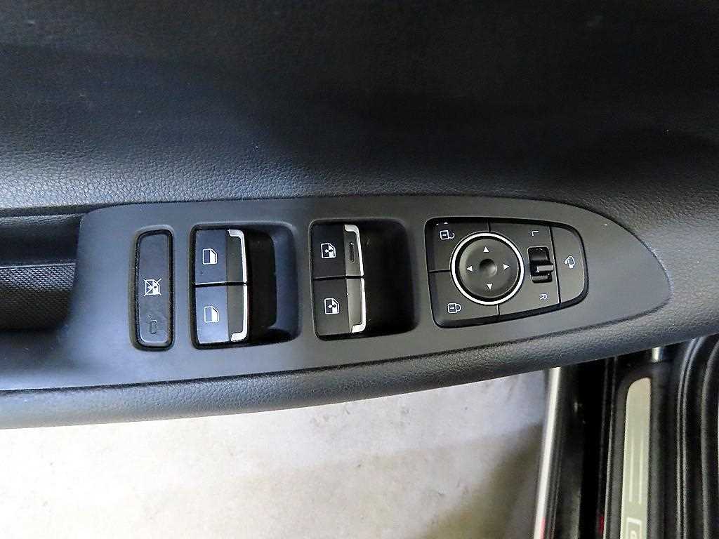 Hyundai Grandeur — photo 13