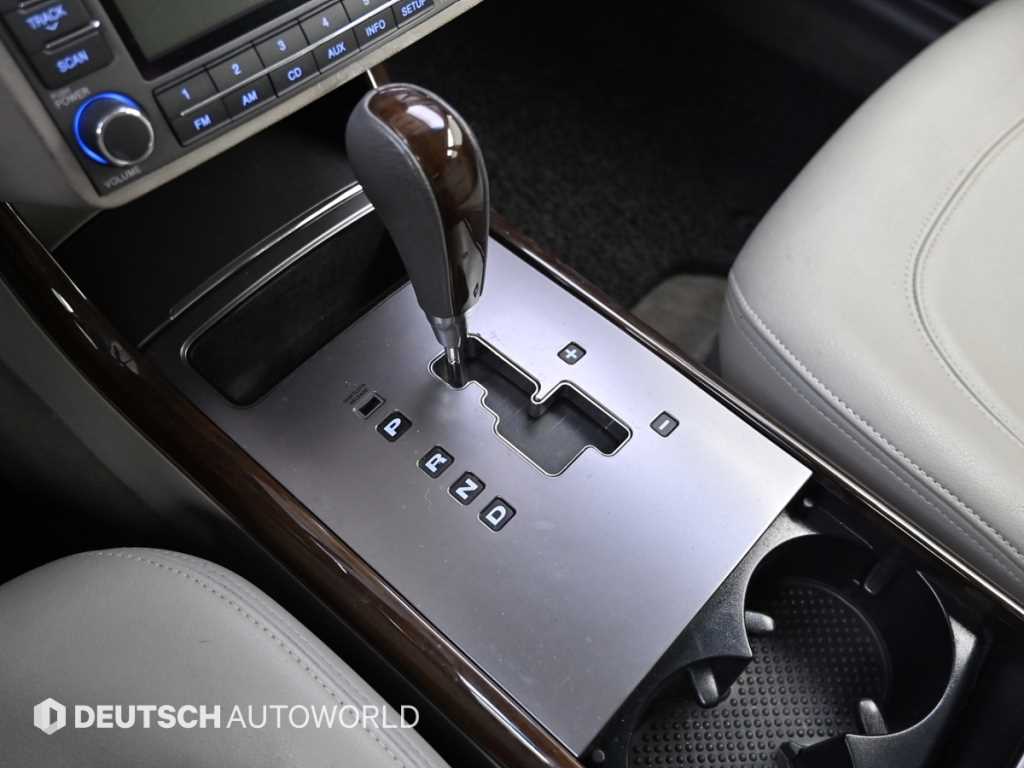 Hyundai Grandeur — photo 09