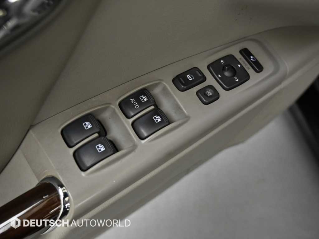 Hyundai Grandeur — photo 17