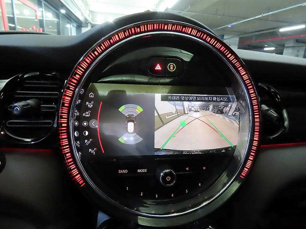 Mini Cooper — photo 13