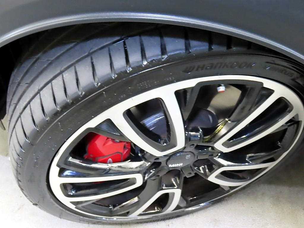 Mini Cooper — photo 20