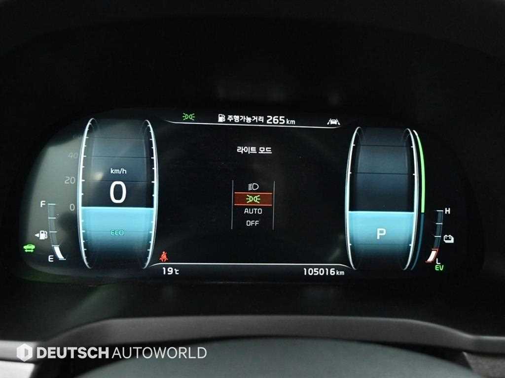 Kia K7 — photo 08
