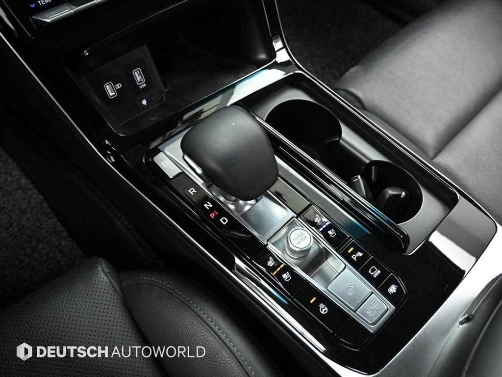 Kia K7 — photo 09