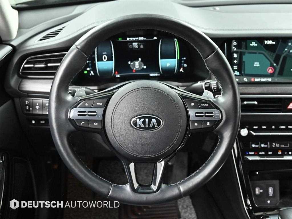 Kia K7 — photo 13