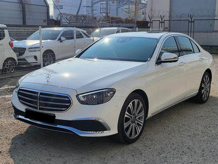Mercedes-Benz E-Class — photo 02