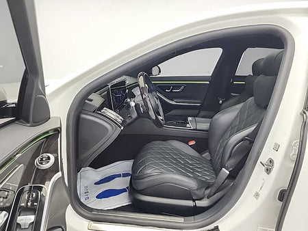 Mercedes-Benz S-Class — photo 11