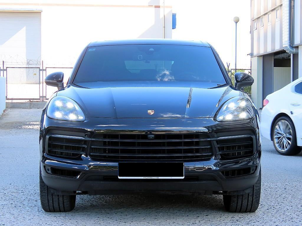 Porsche Cayenne — photo 01