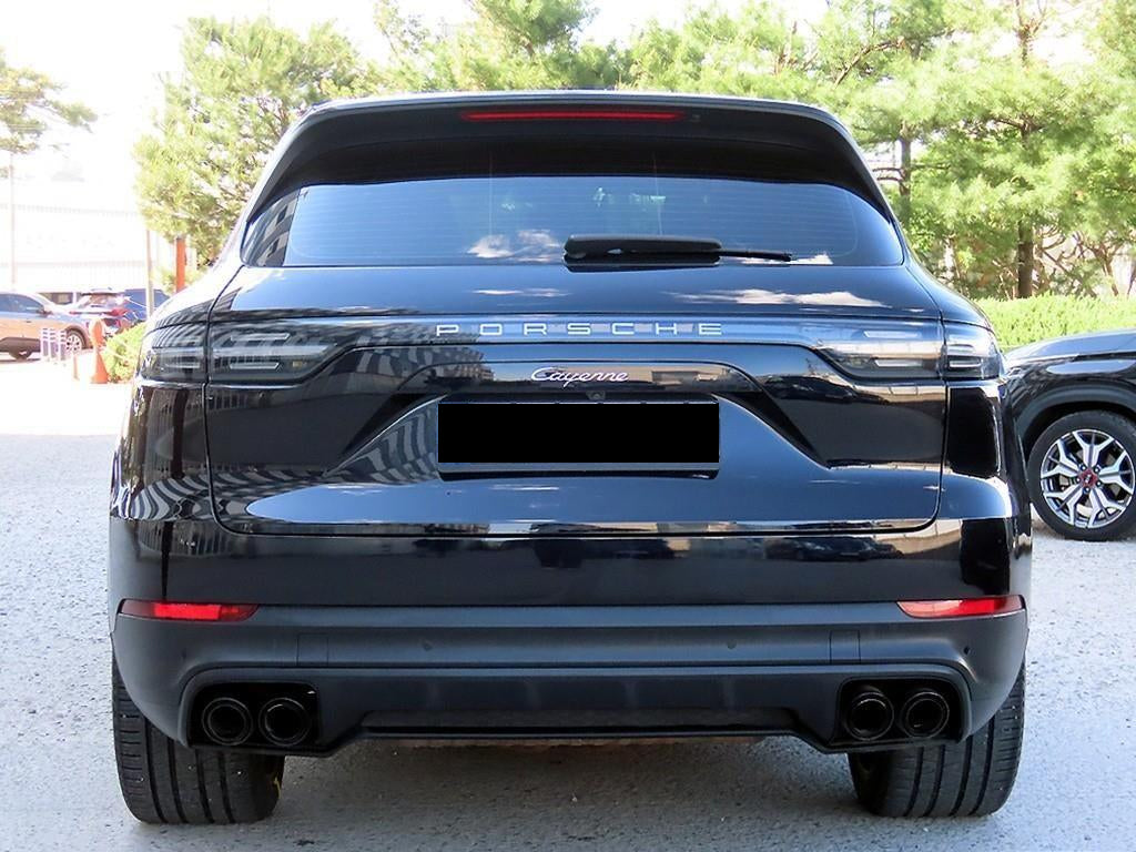 Porsche Cayenne — photo 04