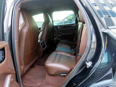 Porsche Cayenne — photo 06