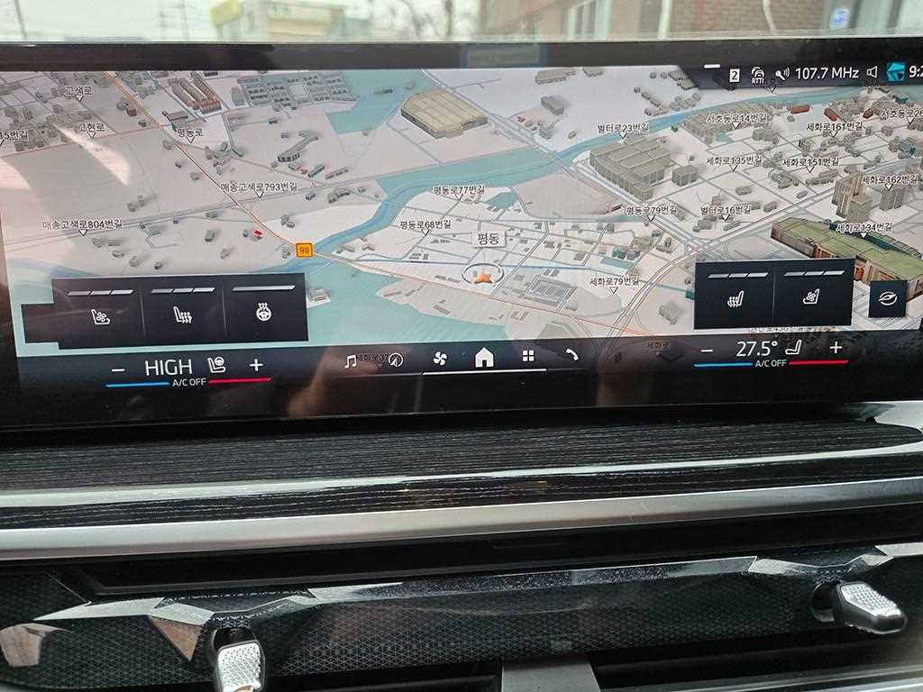 BMW X6 — photo 15