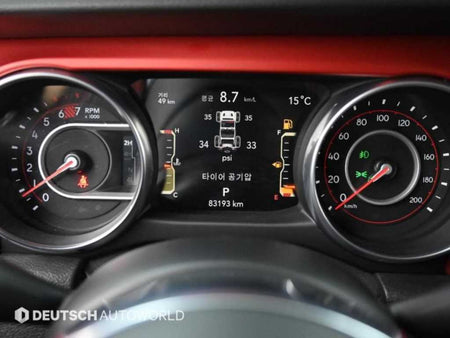Jeep Wrangler — photo 08
