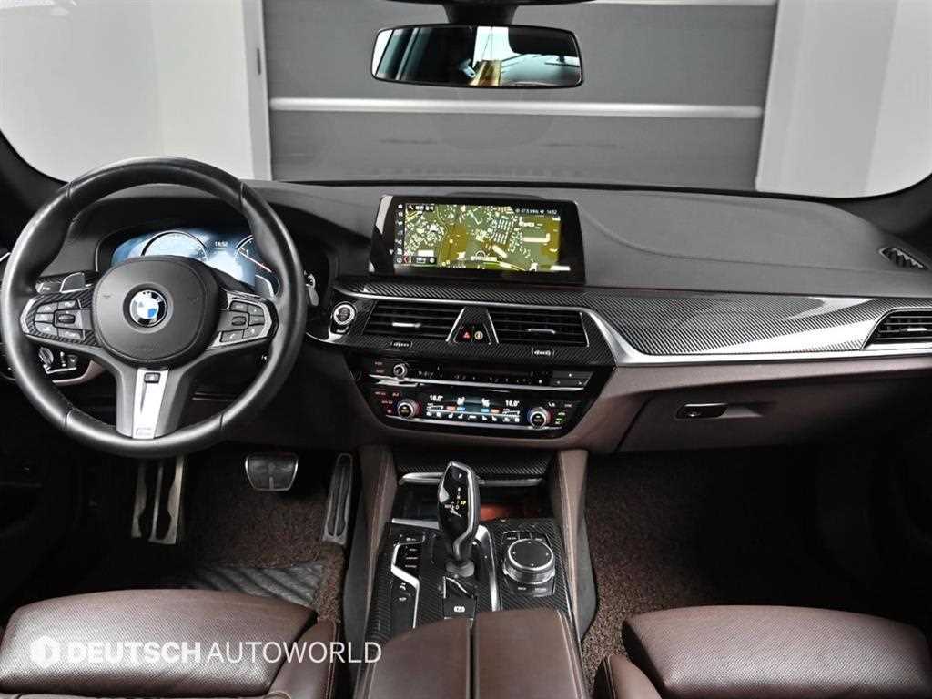 BMW 5-Series — photo 07