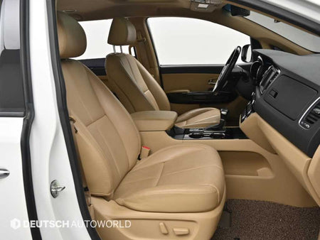 Kia Carnival — photo 10
